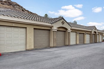 Rancho Belago Garage